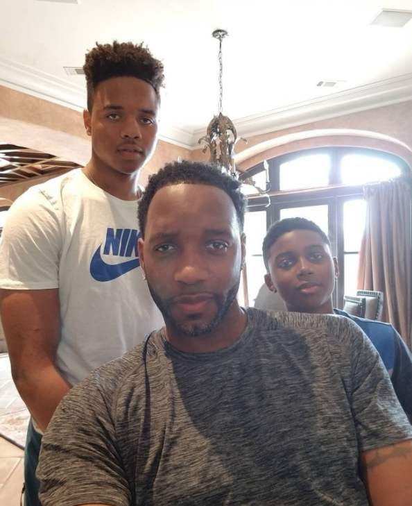 性发展的轨 性发展的轨