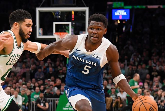 内鬼？5000万巨星葬送米兰欧冠好局！假摔染红遭怒斥：不该再续约