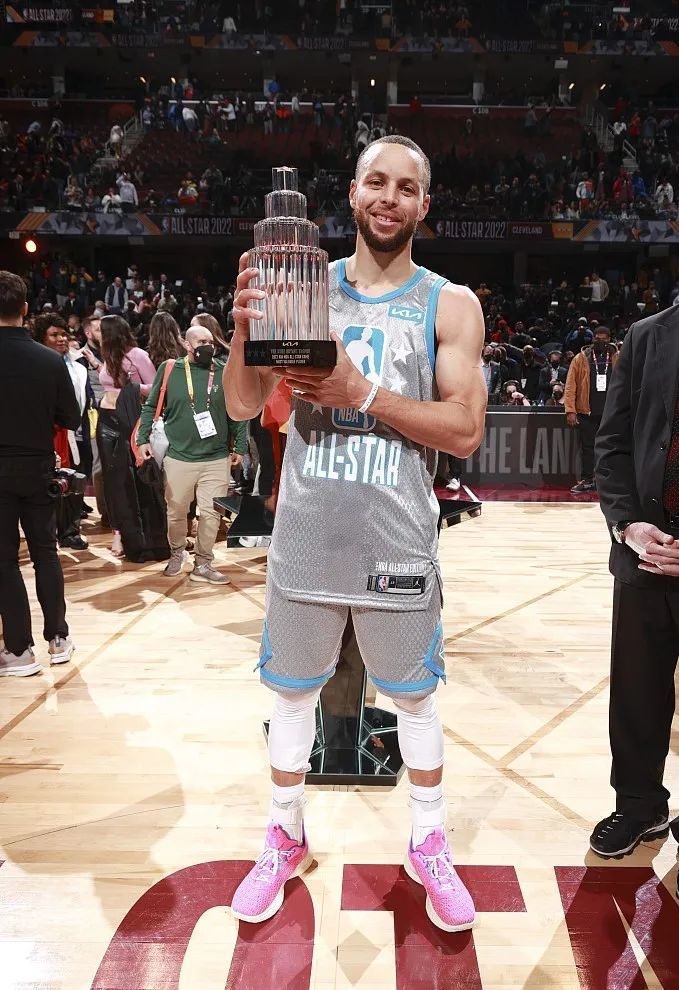 的球迷而言 的球迷而言